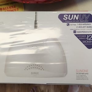 New in box! 2-in-1 LED/UV LAMP in pink